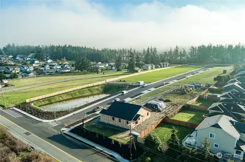 1837 NW Upsala Dr, Oak Harbor, WA 98277