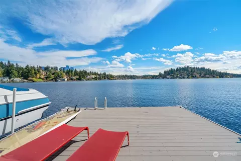 450 Overlake Dr E, Medina, WA 98039