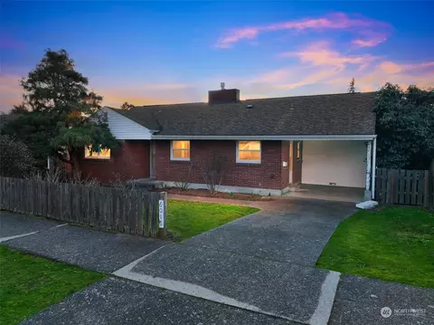 6017 36th Ave SW, Seattle, WA 98126