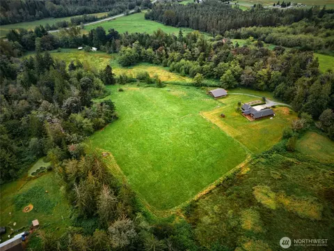 7721 Alpine Ln, Sedro Woolley, WA 98284