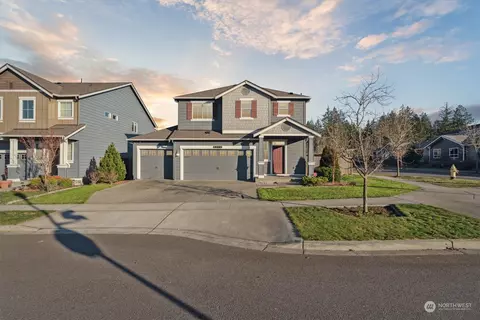2814 Anna St NE, Lacey, WA 98516