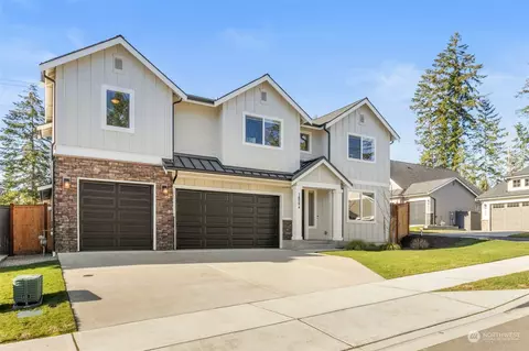 18594 Sawgrass Dr NE, Poulsbo, WA 98370