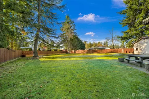 Exterior - 122 Aspen Dr, Everson, WA 98247 photo 4 of 6