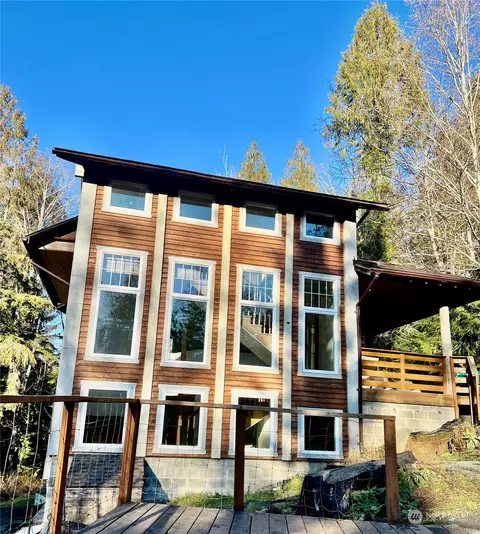 410 E Probert Rd, Shelton, WA 98584