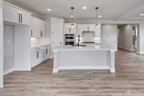 18421 2nd Dr SE, Bothell, WA 98012 photo 5