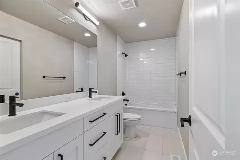 18421 2nd Dr SE, Bothell, WA 98012 photo 8