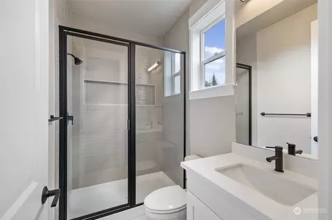18421 2nd Dr SE, Bothell, WA 98012 photo 6