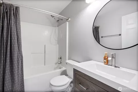 Bath - 1102 187th Street Ct E, Spanaway, WA 98387 photo 2 of 3