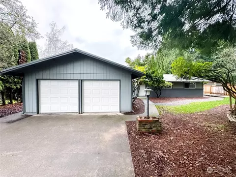 5515 Windemere Dr SE, Olympia, WA 98501