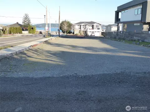 Exterior - 5302 N 49th St, Ruston, WA 98407 photo 5 of 5