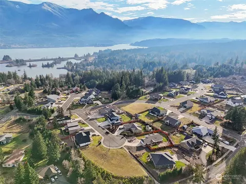 189 NW Falcon Ct, Stevenson, WA 98648
