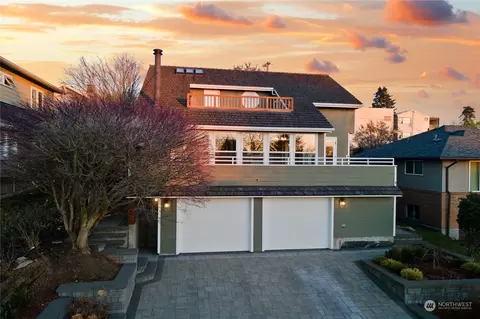 4006 45th Ave SW, Seattle, WA 98116