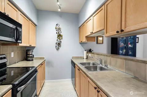 18930 Bothell-everett Hwy #E201, Bothell, WA 98012 photo 11