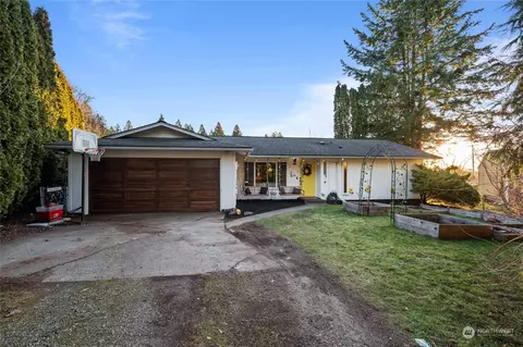 4369 Holly Ln, Blaine, WA 98230