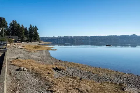 110 NE Wagon Wheel Rd, Belfair, WA 98528