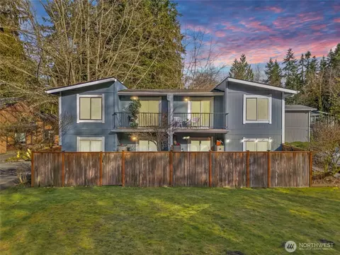 12202 NE 147th Pl #B, Kirkland, WA 98034