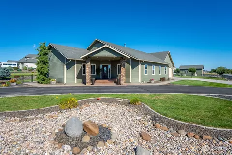 10392 Rd 56 NE, Moses Lake, WA 98837