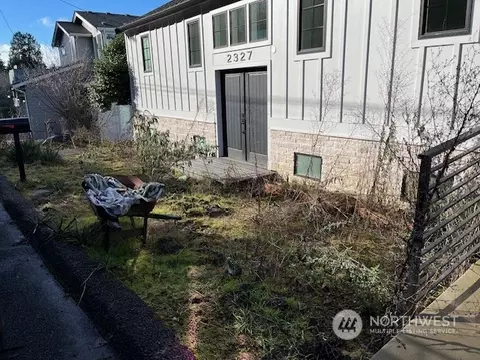 2327 Hughes Ave SW, Seattle, WA 98116