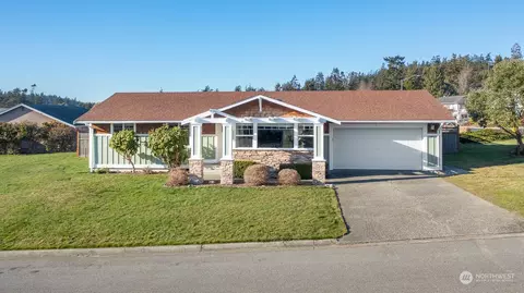 5302 Windsor St, Anacortes, WA 98221