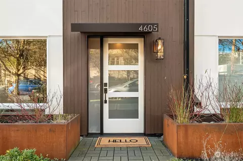 4605 Burke Ave N, Seattle, WA 98103