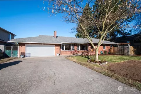 13516 NE 72nd St, Vancouver, WA 98682
