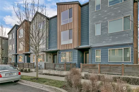 32683 Madrona Ave SE, Black Diamond, WA 98010