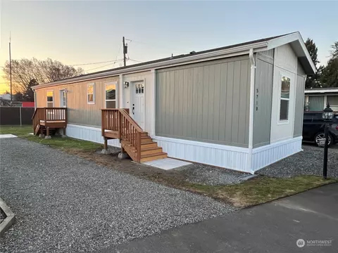5718 112th Avenue Ct E #37, Puyallup, WA 98372