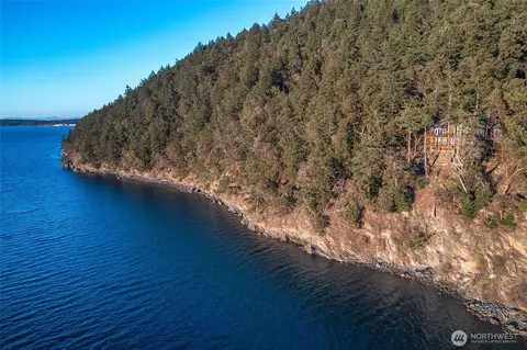 647 Shore Dr, Eastsound, WA 98245 photo 2