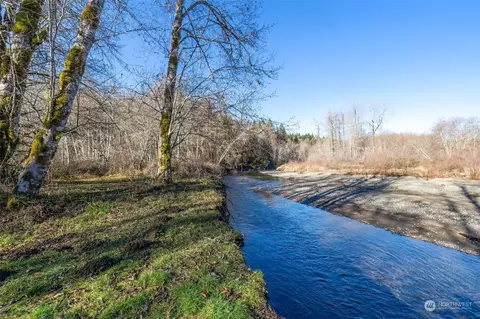 1941 NE Tahuya River Rd, Tahuya, WA 98588