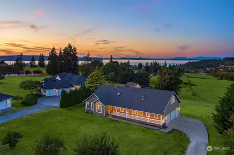 227 Baker View Ln, Camano Island, WA 98282
