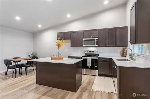 Kitchen - 314 Everson Rd #F, Everson, WA 98247 photo 1 of 4