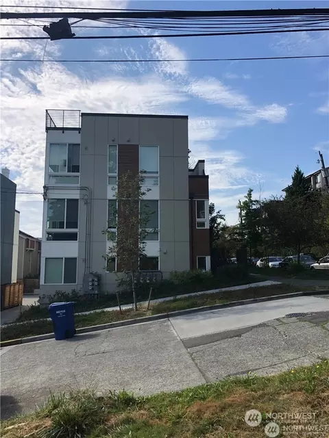 2602 E Thomas St, Seattle, WA 98112 photo 7