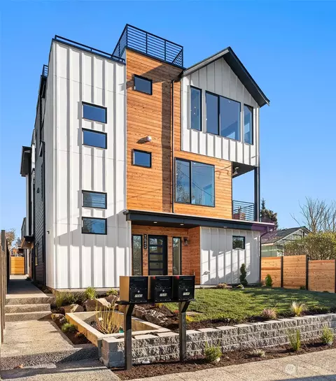 7544 29th Ave NW, Seattle, WA 98117