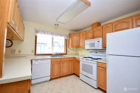 345 N Ninth Ave, Sequim, WA 98382 photo 6