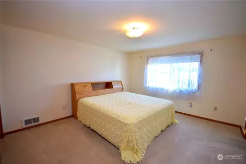 345 N Ninth Ave, Sequim, WA 98382 photo 15