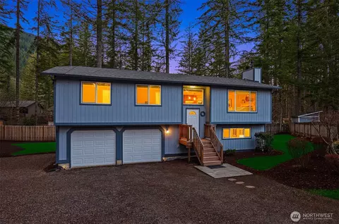 42750 SE 173rd Pl, North Bend, WA 98045