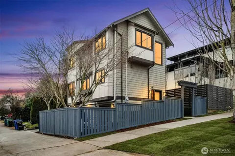 2607 E Pike St, Seattle, WA 98122