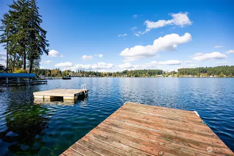 11811 Clear Lake South Rd E, Eatonville, WA 98328