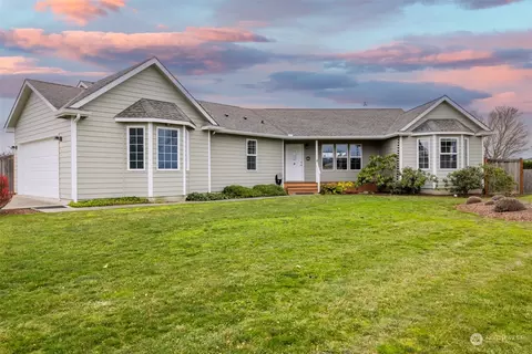 411 Livengood Ln, Sequim, WA 98382