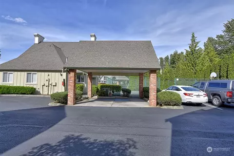 Exterior - 1600 121st St SE #E101, Everett, WA 98208 photo 10 of 12