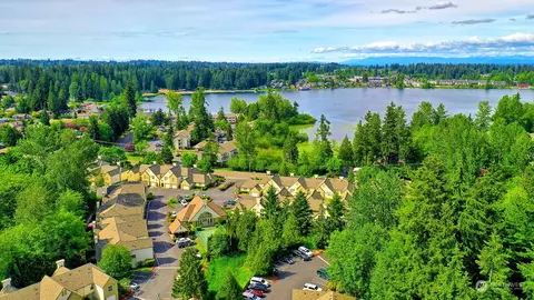 View/Area - 1600 121st St SE #E101, Everett, WA 98208 photo 3 of 6