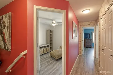 Entry Way - 1600 121st St SE #E101, Everett, WA 98208 photo 2 of 3