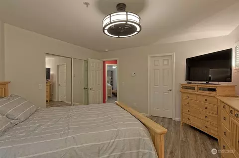 Bedroom - 1600 121st St SE #E101, Everett, WA 98208 photo 2 of 5