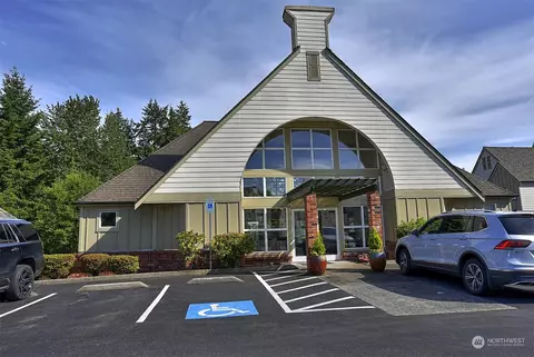 Exterior - 1600 121st St SE #E101, Everett, WA 98208 photo 12 of 12