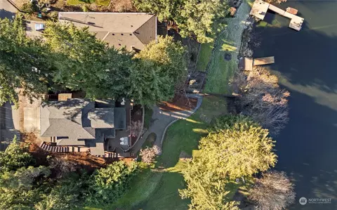 21534 SE 265th Pl, Maple Valley, WA 98038