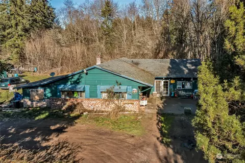 719 364th St S, Roy, WA 98580