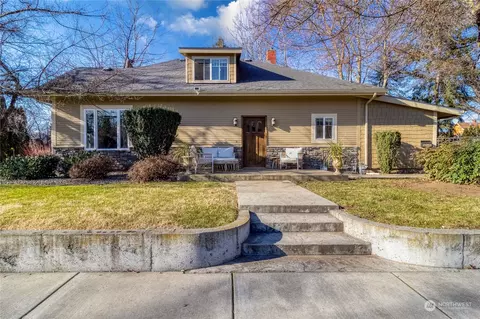 62 S Madison St, Walla Walla, WA 99362