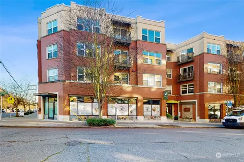 413 NE 70th St #325, Seattle, WA 98115