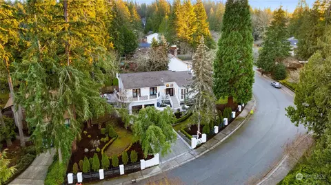 18509 NE 27th St, Redmond, WA 98052