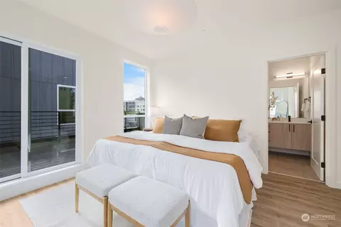 203 11th Ave E, Seattle, WA 98102 photo 15